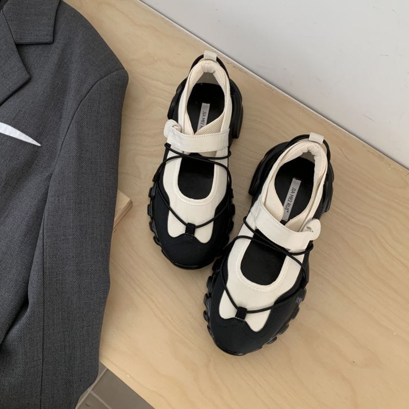 รองเท้าแมรี่เจนแบบสปอร์ตทรงหนา - Sneakers Care บทวิจารณ์และราคา